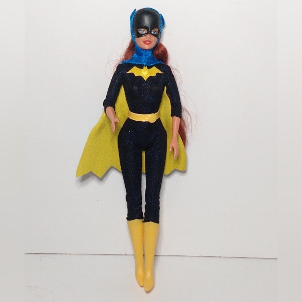 Barbie Batgirl SEE DESCRIPTION